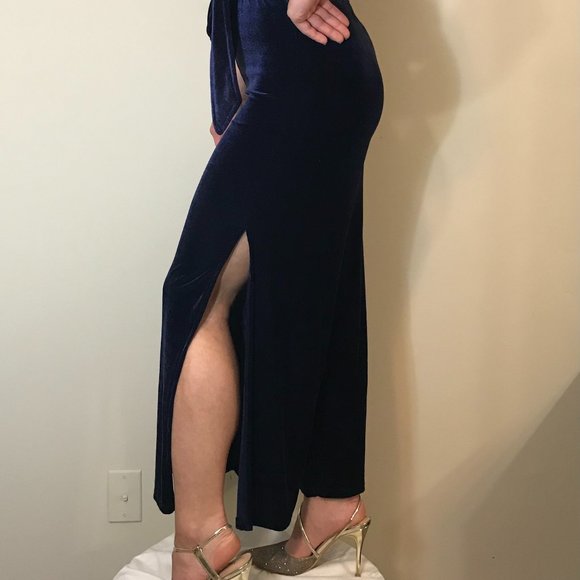 Gorgeous Navy Blue Velvet Romper - Picture 6 of 13